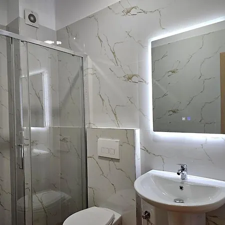 شقة Apartment In Saranda With Stunning Sea View *