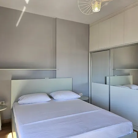 Apartment In Saranda With Stunning Sea View شقة ساراندا