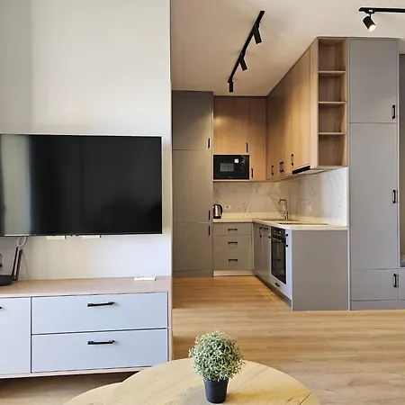 شقة Apartment In Saranda With Stunning Sea View ساراندا